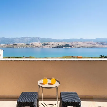 Storia In Pag - Haus Fuer 6-8 Personen Villa Pag Town